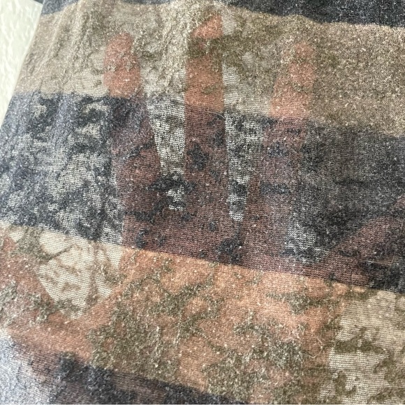 Striped sheer burn out tshirt - Picture 2 of 4